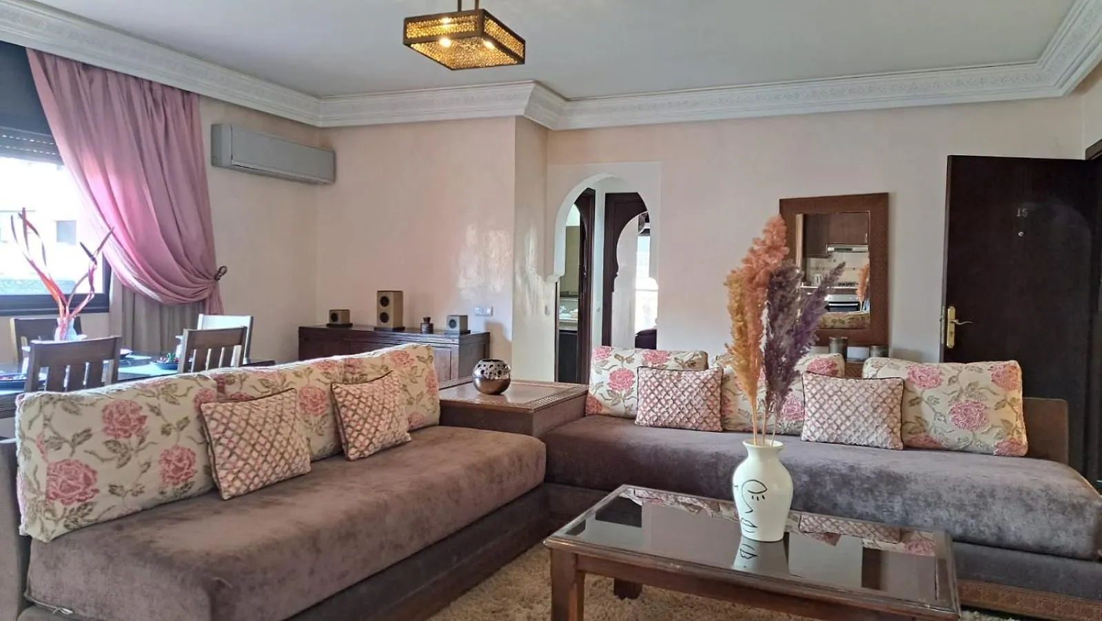 Lägenhet Appartement Tres Aimable Marrakesh